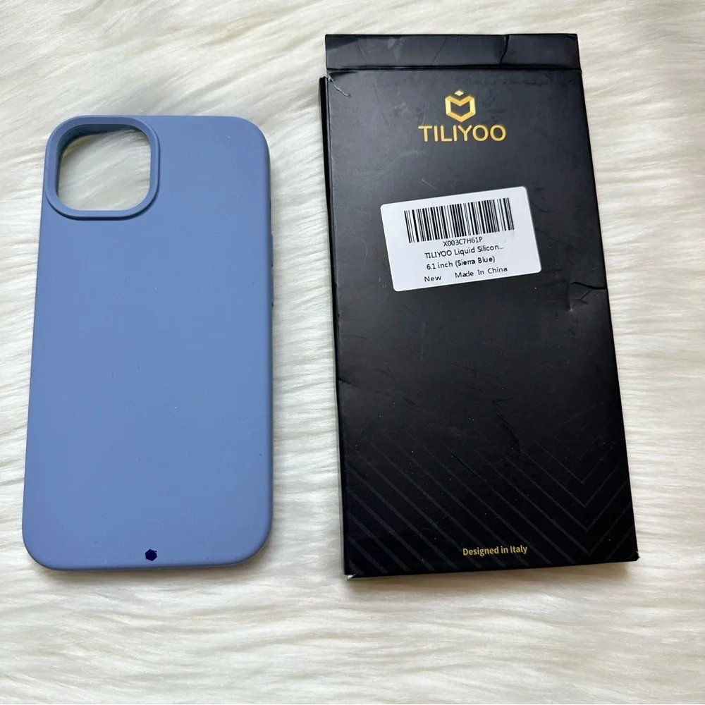 NWT iPhone 14 Blue Case